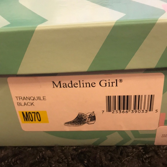 black booties - Picture 7 of 7